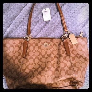 Coach signature tote